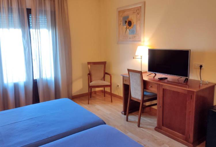 Hostal Plaza Mayor Torrejón de Ardoz Εξωτερικό φωτογραφία