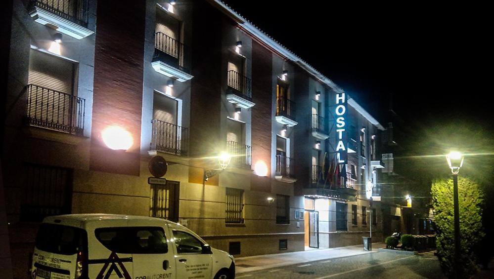Hostal Plaza Mayor Torrejón de Ardoz Εξωτερικό φωτογραφία
