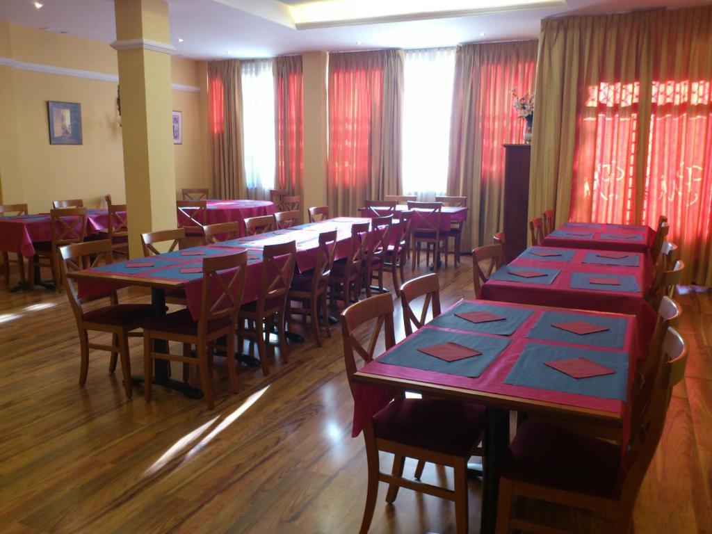 Hostal Plaza Mayor Torrejón de Ardoz Εξωτερικό φωτογραφία